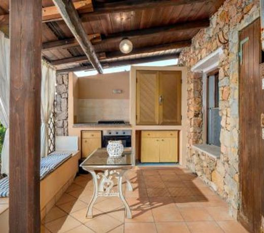 Villa a 50 metri dal mare