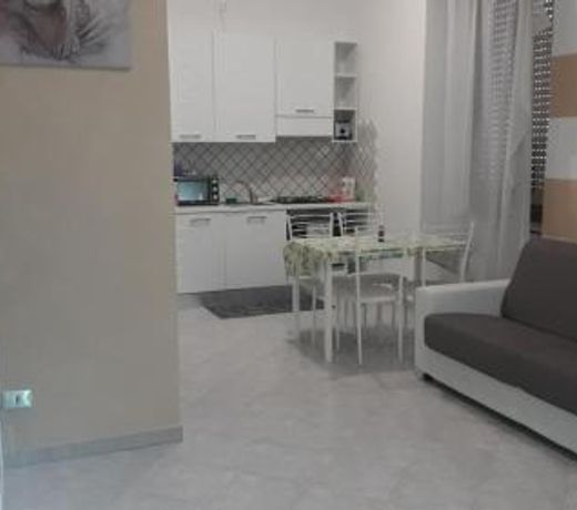 MARILYN HOUSE