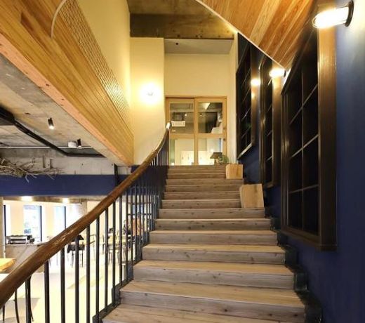 Guesthouse & Lounge FARO