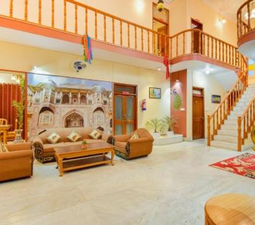 OYO 65667 The Nandini's Guest House