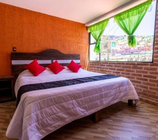 Hotel Marquez
