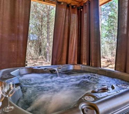 The Breeze Forested Oasis with Hot Tub and Deck!