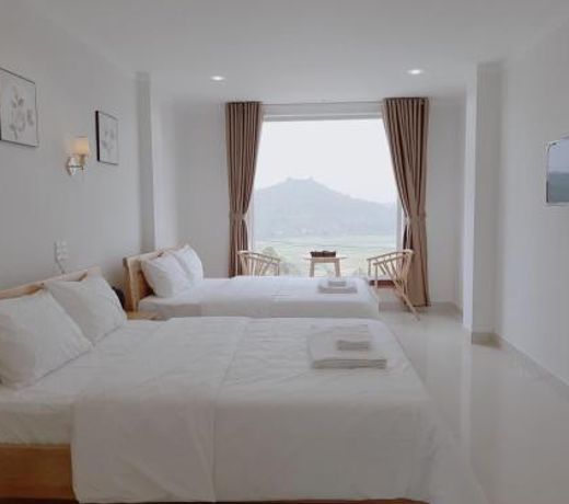 Minh Manh Hotel 2