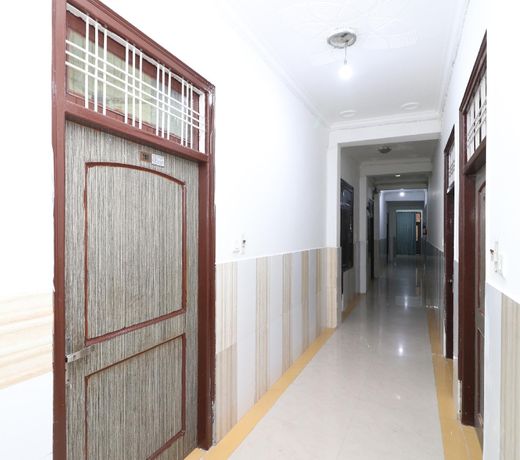 OYO 29997 Hotel Central