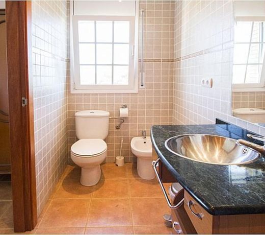 104625 -  Villa in Sils