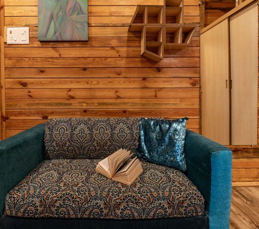 LoveNest Loghouse by Vista Rooms
