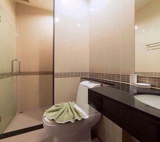 3 bedroom Nai Harn Villa