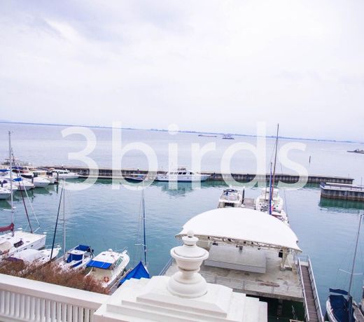 Strait Quay Marina Suites For Family/Couple