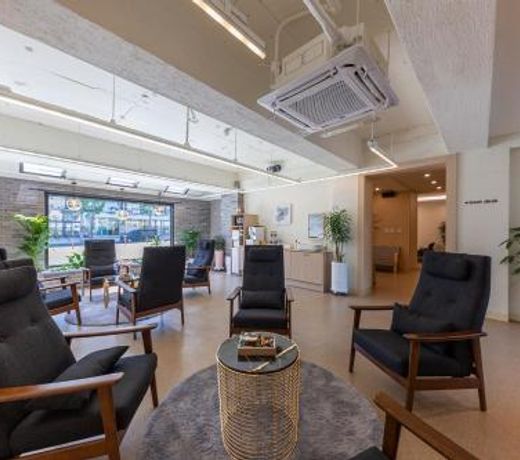 Chuncheon 1962business Hotel