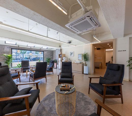 Chuncheon 1962business Hotel
