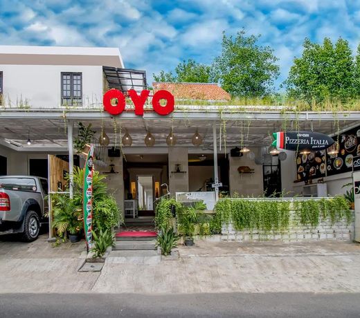 OYO 3200 Anza Hotel