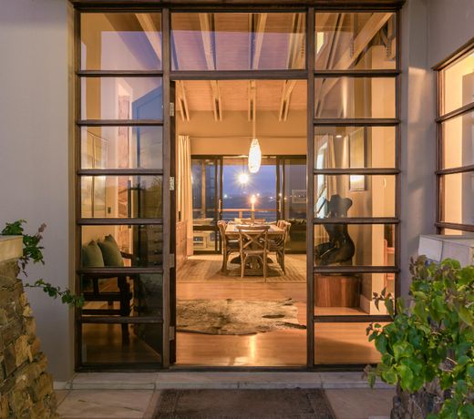 Pezula Lodge - Golf and Family Getaway