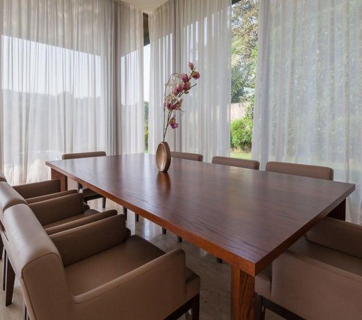 Bella Aquila by Vista Rooms