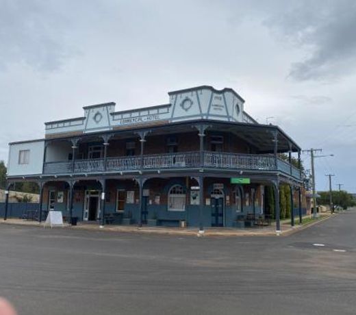 Commercial Hotel Curlewis