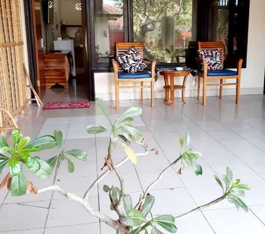 RAJA GUEST SUIT HOUSE