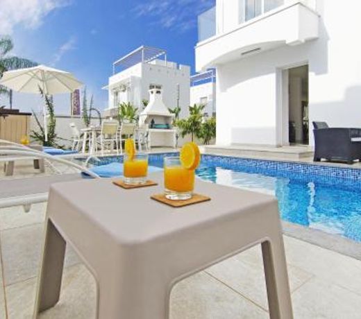 Villa Atlantia