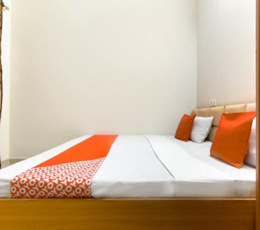 OYO 70517 Sabtera Homes