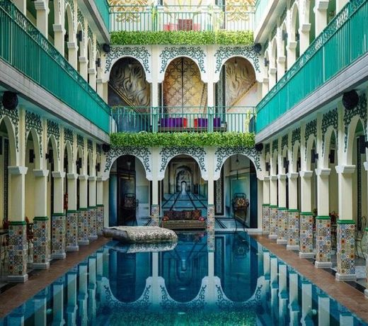The Grand Morocc Hotel