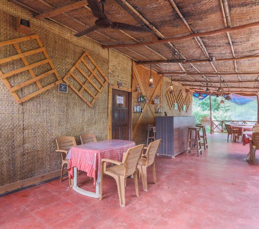 SPOT ON 60593 Rustic Huts