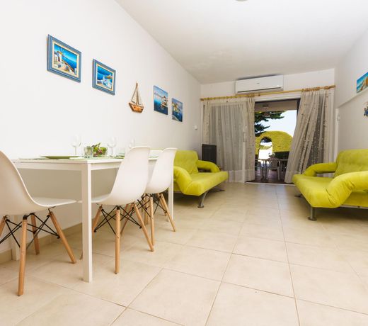Easy Dream Maisonette