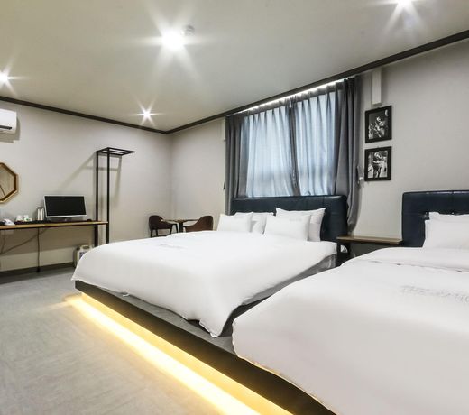 Changwon Jinhae Hotel The Syap