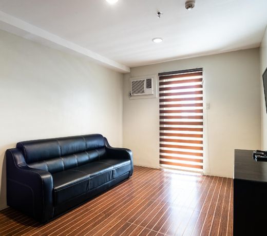 OYO 523 North Pointe Residences