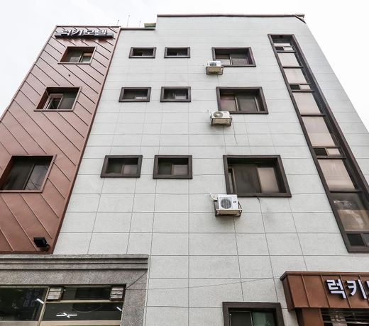 Daejeon Yucheon Lucky