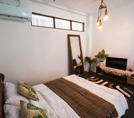Villa Cali Siargao Tropical Room 2