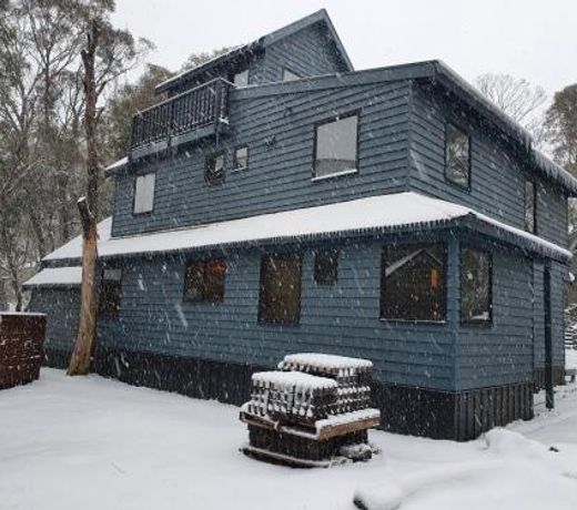 SNOWED INN apartment