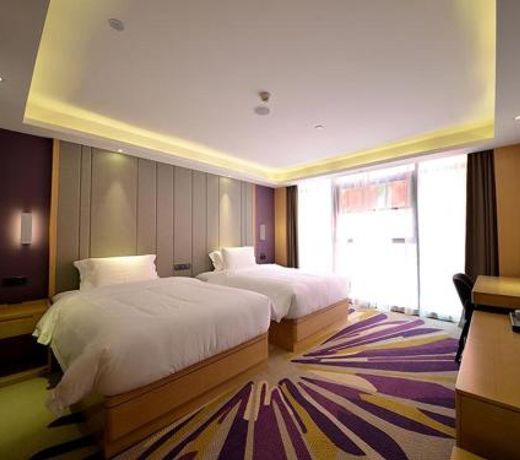 Lavande Hotel Kunming Xishuangbanna Jinghong Splashing Plaza