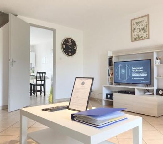 Aurel's & Jul's Location-Luxeuil Meubles pour Professionnels Curistes et Touristes
