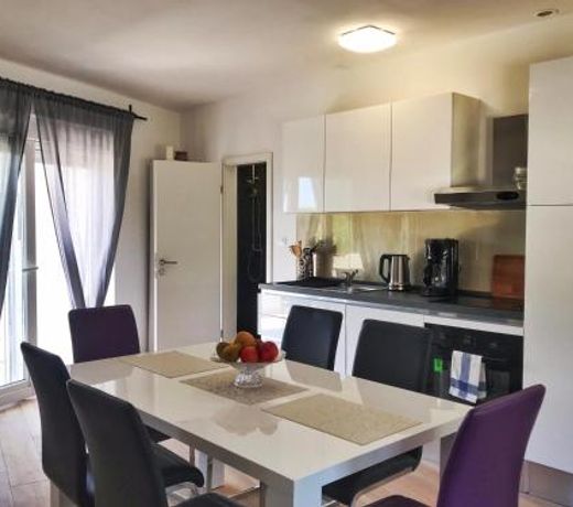 Villa White Jasmin