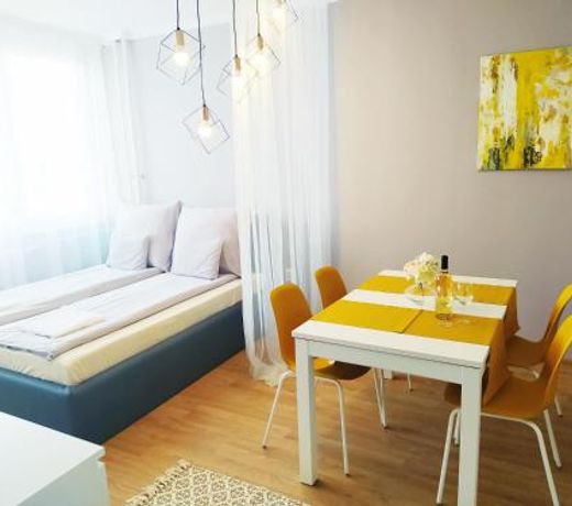 Lora Apartman