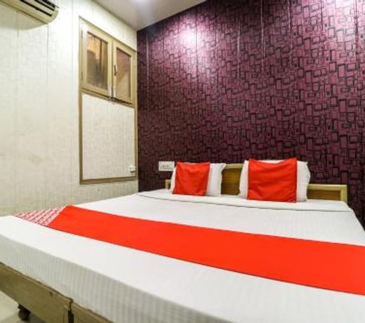 OYO 71655 Hotel Mukat