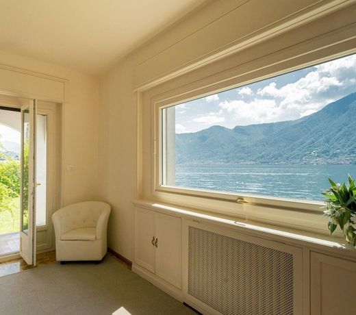 Sala Comacina Villas