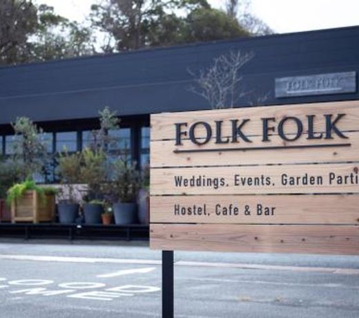 FOLK FOLK Hostel, Cafe & Bar