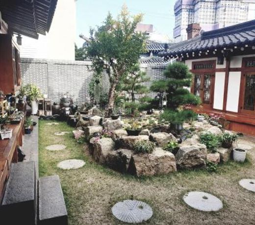Hanok1957