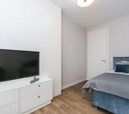 Blue Rentyear Apartments