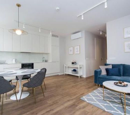 Blue Rentyear Apartments