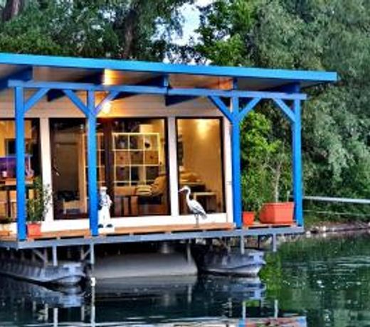 Hausboat "Å½ivot na vode"