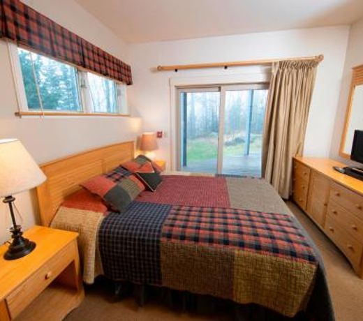 2Br Solitude -Ski-in, Ski-out Access to Promenade Trail condo