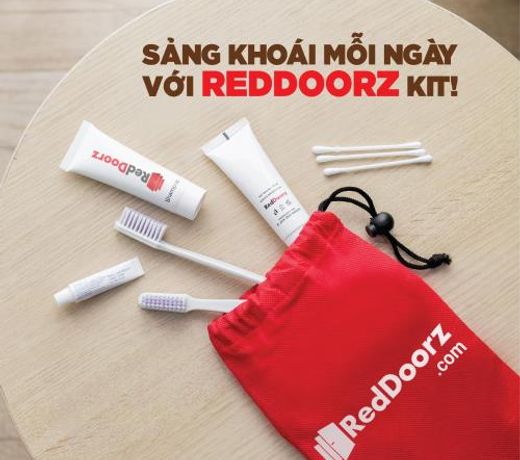 RedDoorz Yen Nam - Hoang Van Thu Street