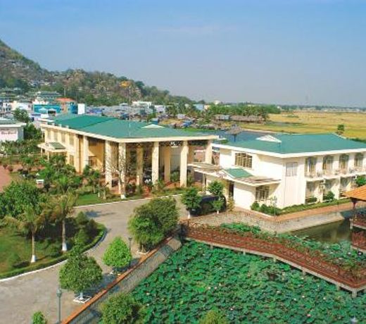 KHÃCH Sáº N Báº¾N ÄÃ NÃI SAM