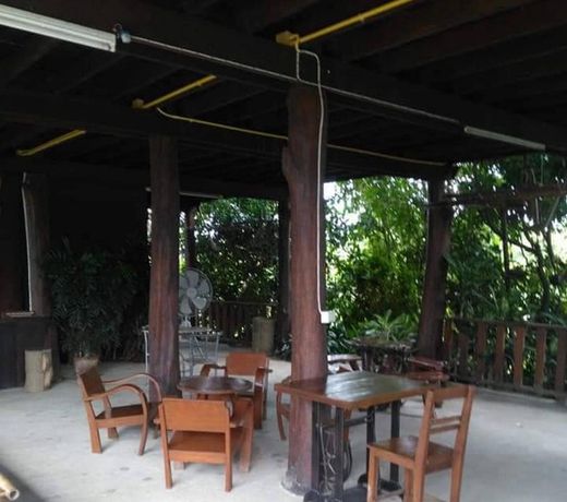 Han Kaeo Hang Dong House QT-01.......ÐÑÐ°ÑÐ¸Ð²Ð°Ñ Ð³Ð¾ÑÐ°
