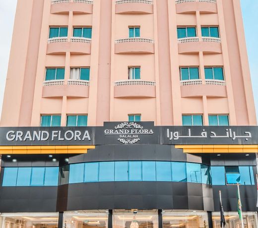 Grand flora hotel