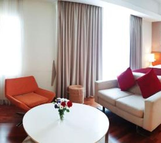Cormar Suites