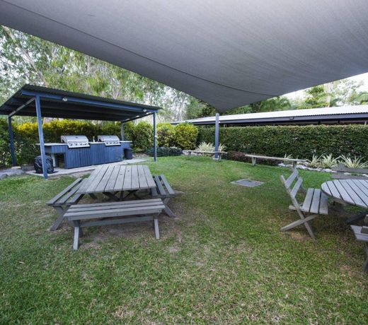 Canopy Chalet 4
