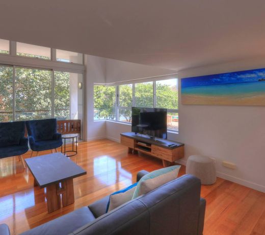 Maggies Beachfront Apt. 5