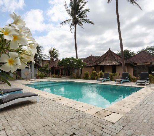 Collection O 1651 Purnama Beach Hotel