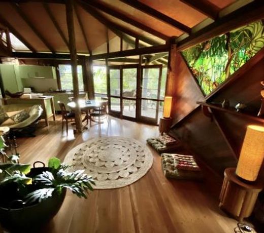 Currumbin Rainforest Treehouse